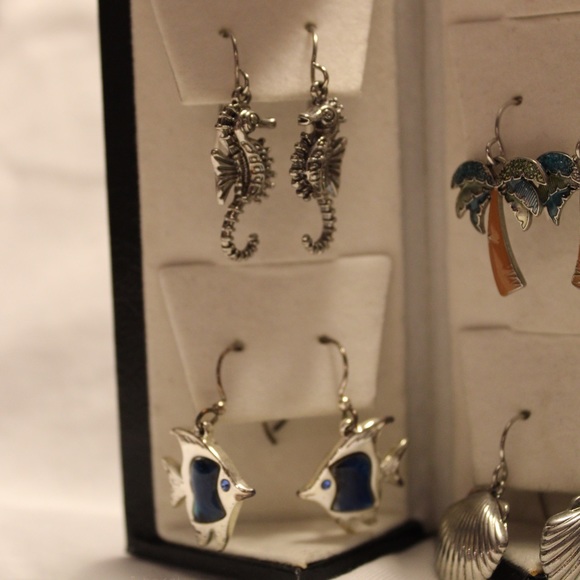 Set of 6 beach themed earrings! - Picture 5 of 5